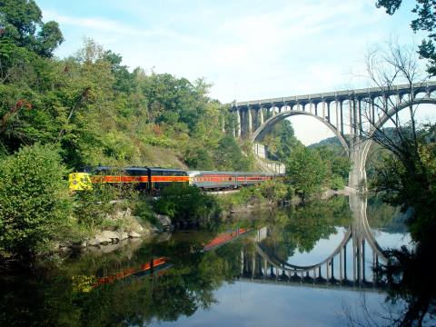 This Wine-Themed Train Near Columbus Will Give You The Ride Of A Lifetime