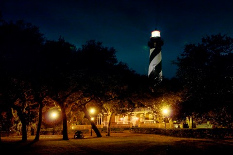 The Story Behind This Haunted Florida Lighthouse Will Give You Goosebumps