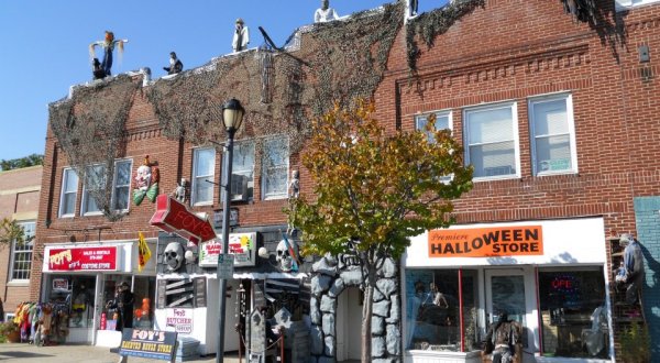 Fairborn Is One Of Ohio’s Best Halloween Towns To Visit This Fall