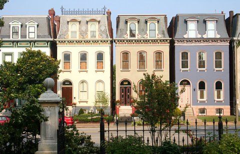 9 Historic Neighborhoods in St. Louis That Will Transport You To The Past