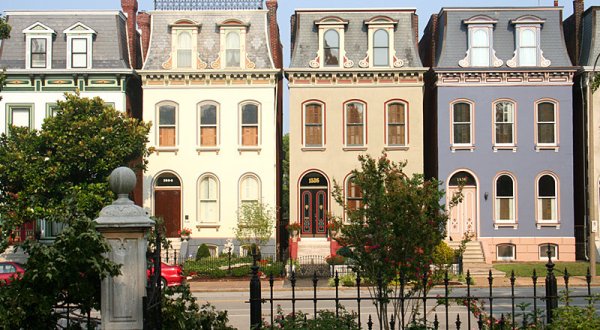 9 Historic Neighborhoods in St. Louis That Will Transport You To The Past