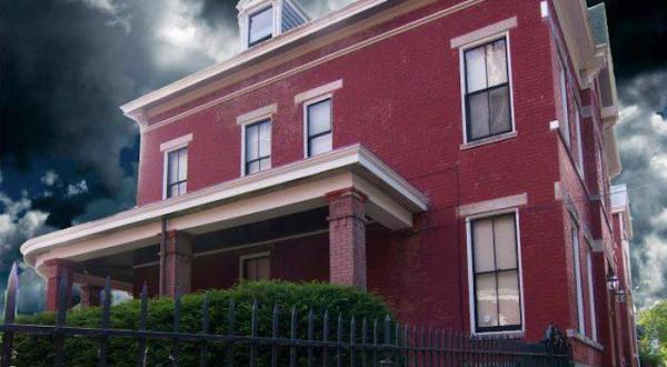 The Story Behind Cincinnati’s Most Haunted House Will Give You Nightmares