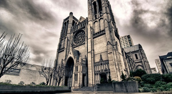 This Vampire Tour In San Francisco Is Not For The Faint Of Heart