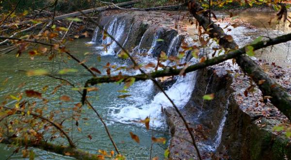 Take A Fall Drive To This Mississippi Waterfall For An Unforgettable Experience