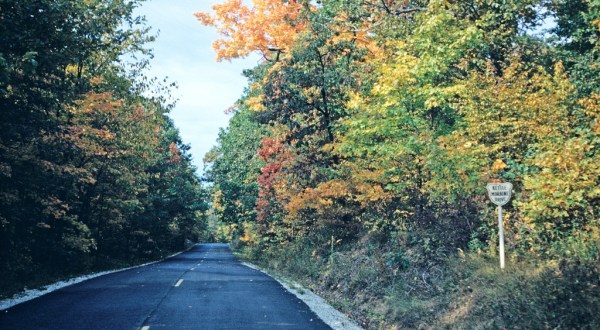 The Skyline Drive Near Milwaukee That Will Show You Fall Colors Like Never Before