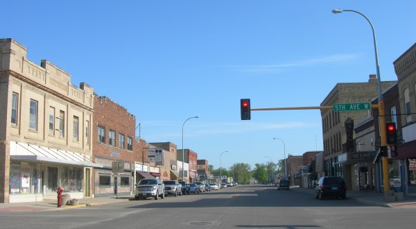 The Tiny Town In North Dakota With The Most Scrumdiddilyumptious Restaurants