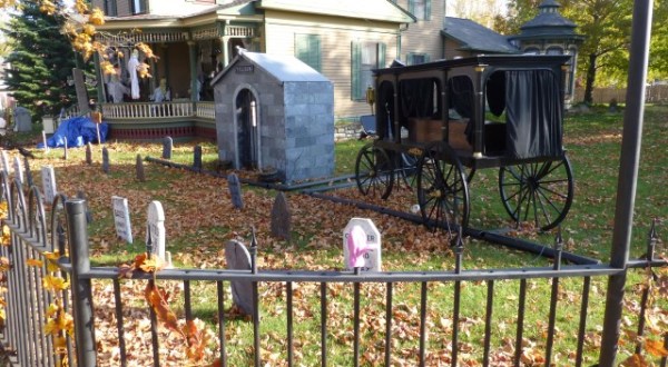 Romeo Is One Of Michigan’s Best Halloween Towns To Visit This Fall
