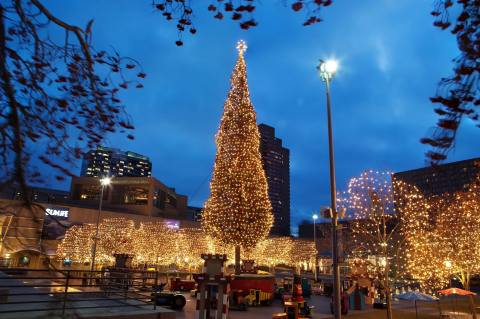 It's Not Christmas In Kansas City Until You Do These 9 Enchanting Things