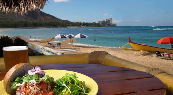 Visit This One Landmark Restaurant For A True Taste Of Hawaii
