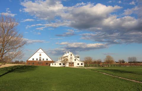 Spend A Day In The Country At This Alluring Illinois Farm This Fall