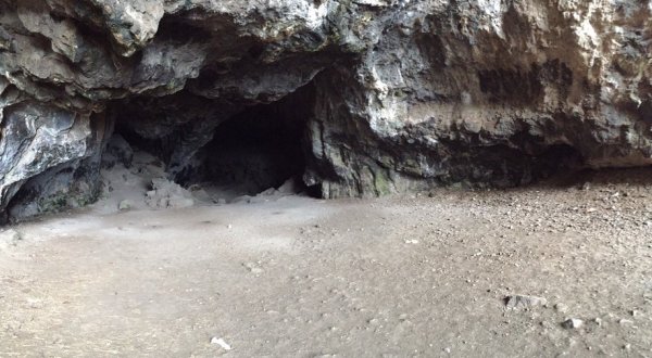 There’s A Terrifying Haunted Cave In Hawaii And It’s Not For The Faint Of Heart