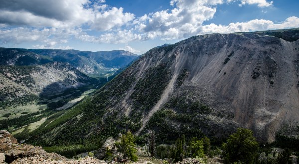 Everyone From Montana Should Take This Awesome Mountain Vacation Before They Die