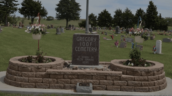 You Won’t Believe The Chilling Stories Surrounding This South Dakota Cemetery