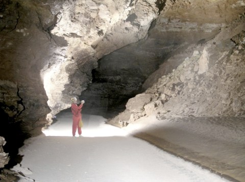Going Into These 5 Caves In New Mexico Is Like Entering Another World