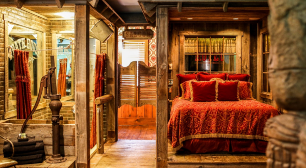 This Charismatic Hotel In Idaho Has The Most Uniquely Themed Rooms You’ve Ever Seen