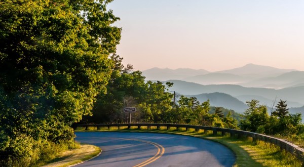 One Of America’s Most Scenic Drives Passes Right Through A National Park