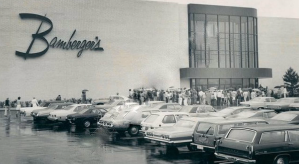 10 Stores That Anyone Who Grew Up In New Jersey Will Undoubtedly Remember