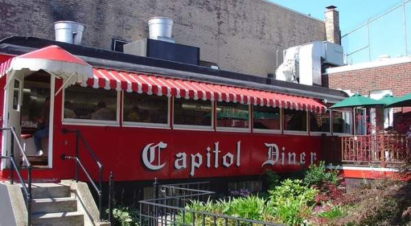 These 12 Awesome Diners In Boston Will Make You Feel Right At Home