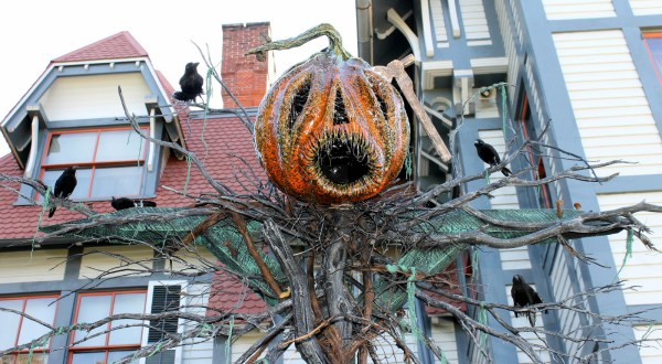 7 Halloween Towns In New Jersey That Will Terrify And Delight You In The Best Way Possible
