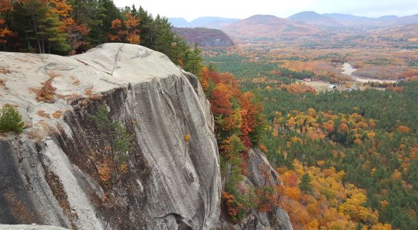 7 Short And Sweet Fall Hikes In New Hampshire With A Spectacular End View