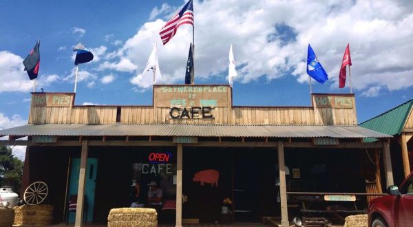 The Incredible New Mexico Restaurant That’s Way Out In The Boonies But So Worth The Drive
