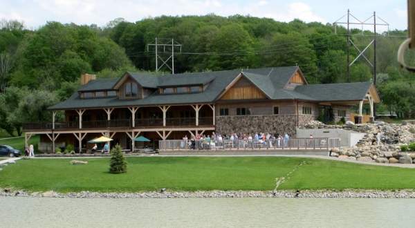 The Incredible Safari Park Near Buffalo That Everyone In Your Family Will Love