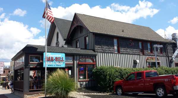 The Tiny Town Near Buffalo With The Most Scrumdiddilyumptious Restaurants