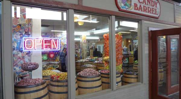 This Massive Candy Store In Dallas – Fort Worth Will Make You Feel Like A Kid Again