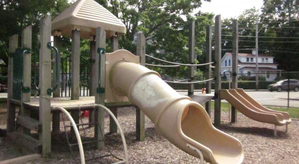10 Amazing Playgrounds In Rhode Island That Will Make You Feel Like A Kid Again