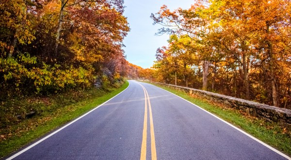 The One Road Near DC With The Most Breathtaking Fall Views