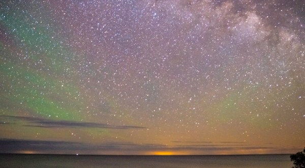 The One Mesmerizing Place In Wisconsin To See The Northern Lights