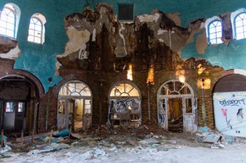 What This Drone Footage Captured At This Abandoned Buffalo Hospital Is Truly Grim