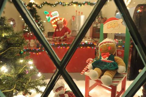 The Christmas Village In Portland That Becomes Even More Magical Year After Year
