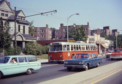 These 13 Photos of Massachusetts In The 1960s Are Mesmerizing