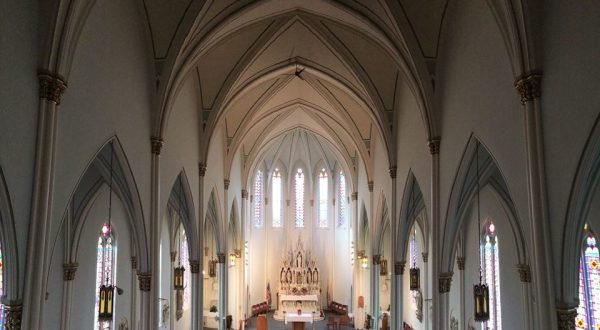 The Little-Known Church Hiding In Iowa That Is An Absolute Work Of Art