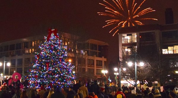 It’s Impossible Not To Love Milwaukee’s Most Enchanting Christmas Festival