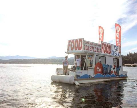There’s A Floating Boat Restaurant In Idaho And It’s Just As Cool As It Sounds