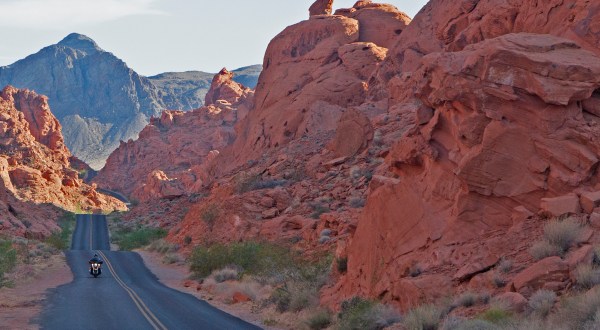 11 Roads With The Best Windshield Views In All Of Nevada