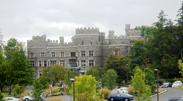 The Hidden Castle In Pennsylvania That Almost No One Knows About