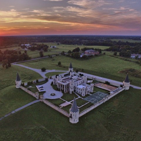 This Road Trip To The Most Majestic Castles Around Louisville Is Like Something From A Fairytale