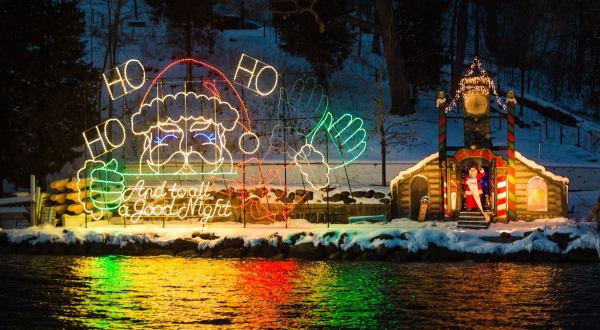 This Unique Wisconsin Holiday Light Tour Just Might Be Your New Favorite Tradition