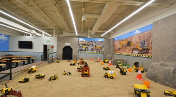 This Giant Indoor Sandbox In Colorado Is Sure To Bring Out The Kid In You