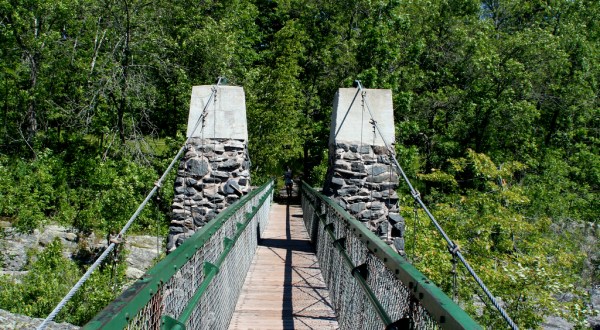 The Stomach-Dropping Suspended Bridge Walk You Can Only Find In Minnesota