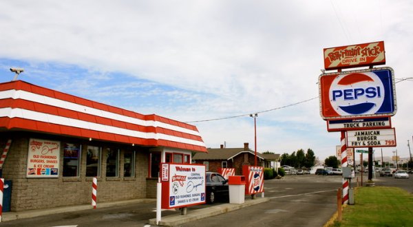 There’s A Small Town In Washington Known For Its Truly Epic Burgers