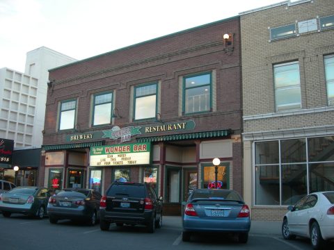 This Historic Bar Is Said To Be The Most Haunted In Wyoming