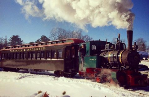 The North Pole Train Ride In Maine That Will Take You On An Unforgettable Adventure