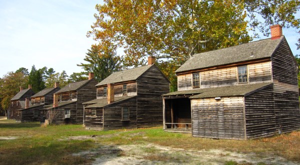 Most People Don’t Know The Story Behind The New Jersey Ghost Town That Never Died