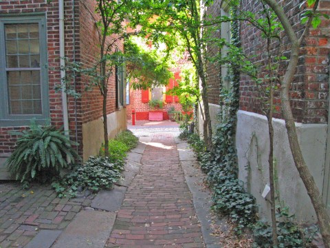 The Oldest Street In America Is Right Here In Philadelphia And It's Amazing