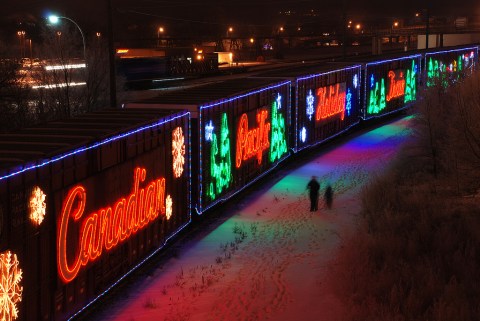A Magical Holiday Train Is Coming Through North Dakota And You Don't Want To Miss It