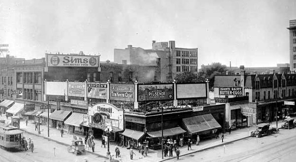 12 Photos That Show How Much Minneapolis Has Changed… And How Much It Hasn’t
